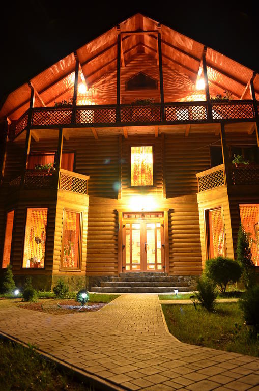 Guсulka Ksenia Villa Kosiv Exterior photo